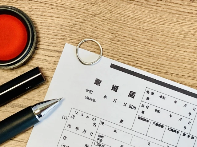 熟年離婚の「その後」に待つ地獄とは？家を出た60代女性の末路と後悔しない4つの法的準備