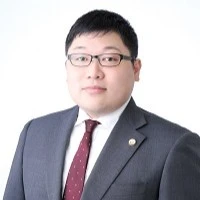 南 周史 弁護士