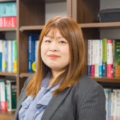 富岡 杏奈 弁護士