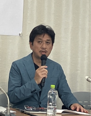 名誉会長のやくみつる氏（6月4日都内／弁護士JP編集部）