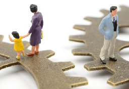 離婚後元夫婦“双方”が子どもの「親権者」に…「共同親権」制度導入で起こり得ることは？