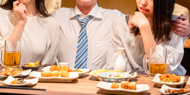 セクハラ「飲みの席だから」は許されない…女性職員らの被害申告で“スピード解雇”、不服訴える男性次長を裁判所が一蹴