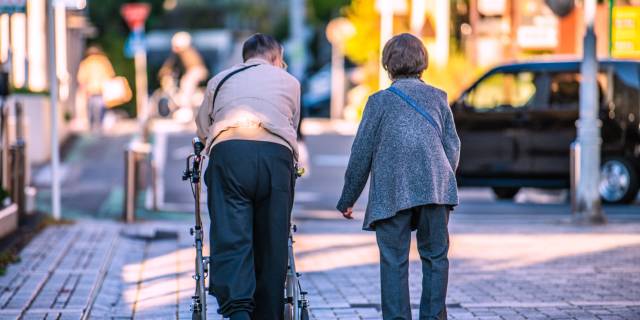 生活保護「不正受給」は“ごくわずか”なのか? 受給者・行政双方の「誤解」が招いた“悲劇”とは【行政書士解説】