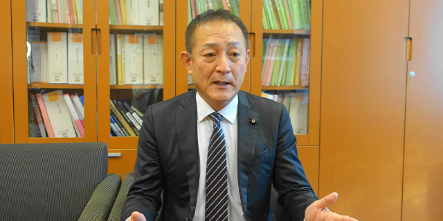 わいせつ教員対策新法“施行3年”も「性暴力等による懲戒処分」増加…なぜ? “元小学校教員”国会議員に聞く