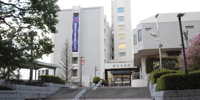調布市・共産党市議ら「不正アクセス」疑惑で市議会が刑事告訴を検討　議員専用クラウドのID・パスワードを第三者に共有か