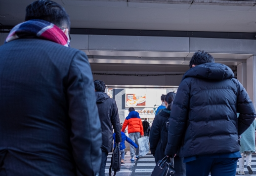 「記憶を頼りに」24年間で1400人を検挙…雑踏への“潜入”で容疑者を追う警視庁「見当たり捜査員」の仕事とは