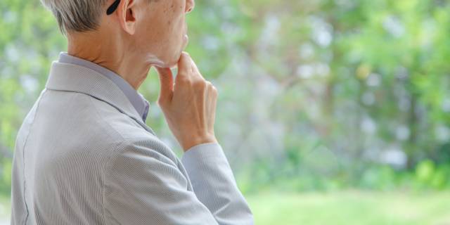 全財産をだまし取られた認知症の在日韓国人70代男性が“生活保護受給”…その経緯にみる「成年後見制度」の課題とは【行政書士解説】
