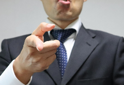 「オマエ頭おかしいな」職場で“粗暴な言動”繰り返した従業員をクビに　裁判所が「相当根深いものがある」非難も…“解雇無効”のワケ