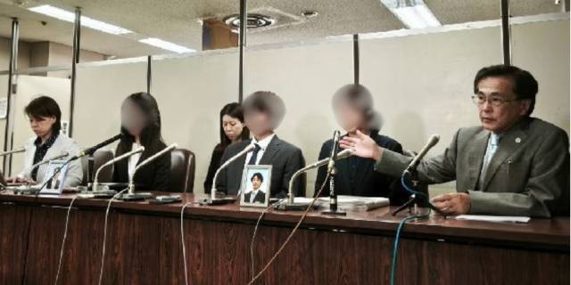 首都高6人死傷事故、トラック運転手の「初公判」受け遺族が会見　「強い怒りと落胆の気持ちでいっぱい」涙ながらに語る