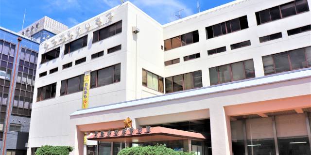 「お金がなくて…」80代母が死亡も、50代娘が遺体を自宅に放置し逮捕 “悲劇”はどうすれば「避けられた」のか