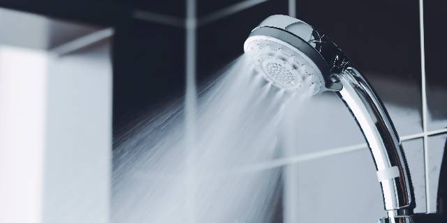 シャワーの排水口が詰まり「水」が…アパートの大家が住人に290万円の損害賠償を請求 “水漏れ事故”は全国的に増加