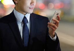 “決め手”は「お疲れ様です」　未払い残業代等「488万円」裁判で勝ち取った不動産営業マンが送っていた“業務終了”メッセージ