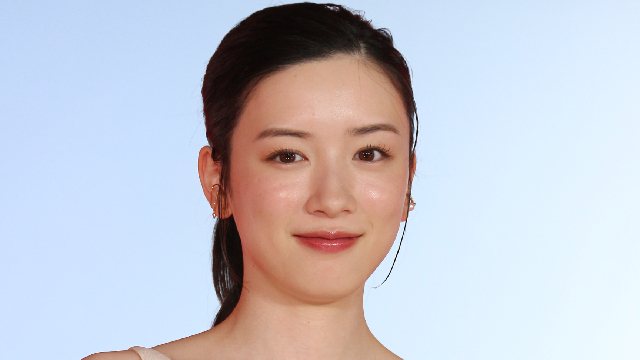 永野芽郁、2か月ぶり「公の場」も風当たり強く…田中圭はポーカー大会1700万円ゲットで“悠々自適”? 芸能人の不倫「男女格差」のワケ