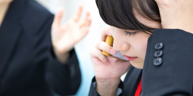 “グレーゾーンハラスメント”登場に「もうわけわかんないw」 ため息、舌打ち、一方的アドバイス…「法的に問題」となるのは?