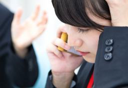 “グレーゾーンハラスメント”登場に「もうわけわかんないw」　ため息、舌打ち、一方的アドバイス…「法的に問題」となるのは？