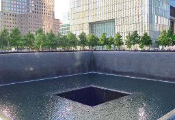 9.11テロ「自作自演説」の“決定的矛盾”とは？　陰謀論者が唱える「軍用機突入」「制御解体」を論理的・科学的に検証