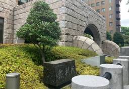 アマゾン配達員は「労働者」か「個人事業主」か？　プラットフォーム業界の“働き方”を左右する訴訟の行方