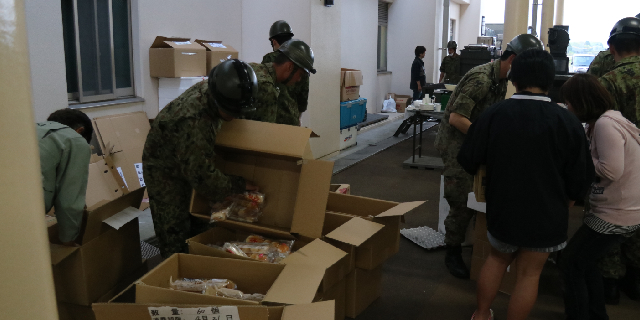 「熊本を忘れないで」“あまりにも過酷で悲惨”な被災地で、取材のカメラマンを避難所が迎え入れた理由とは…