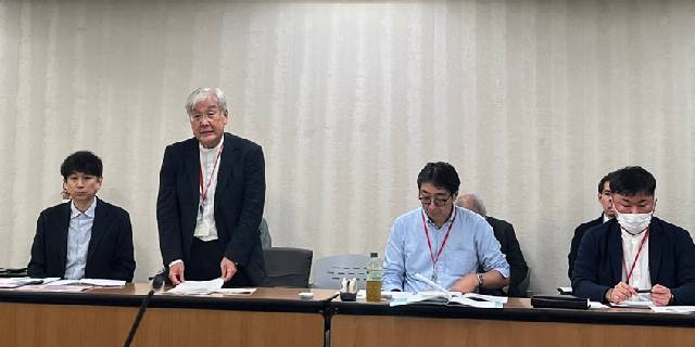 老人ホーム「利用者負担増やむなし」　全国2500超の施設長ら、物価高・人手不足で苦渋の選択…介護報酬“3年に一度改定”では限界