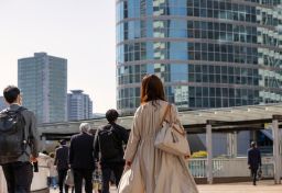 「非正規にも退職金を」同一労働同一賃金ガイドライン“初”の見直しで「格差」大幅縮小に期待も…“原資”は正社員の待遇削減でねん出？【弁護士解説】