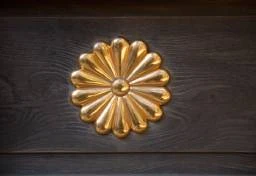 “天皇の兄”と名乗り、十数億円を騙し取る…　「白仁王詐称事件」の“お粗末”な実態