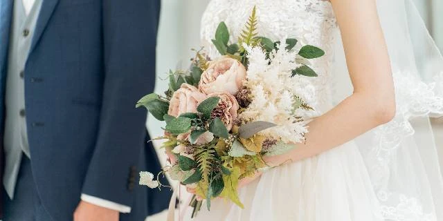 皇族の「後継者」になりすまして“結婚披露宴”を開催…　有名芸能人も出席した、デタラメだらけの「有栖川宮詐称事件」とは