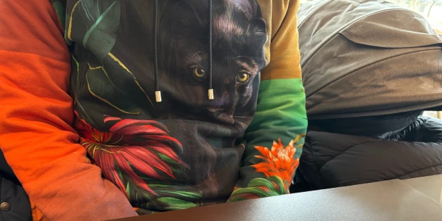 男性育休「手取り10割」給付も、3か月間は入金なし？　貯金を切り崩して生活…子育て中の夫婦が直面した“切実な”課題