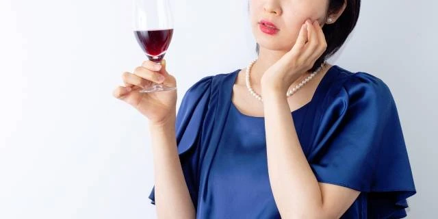 「夫は旧家の跡取りで…」同窓会での“ウソ”繕うためサラ金へ走った妻　勝手に連帯保証人にされた夫に返済義務はある？