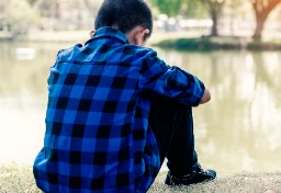 「親を悪者にしたくない」ヤングケアラーが相談をためらう理由…「またこの親に生まれたい」と願う子が望む“支援の形”とは