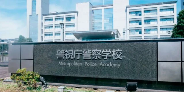 15年で受験者「3分の1」…警視庁がイメージアップへ初“警察学校ツアー”も「そこじゃない！」OBが提言　「数集め」より大事な“組織のウラ側”公開