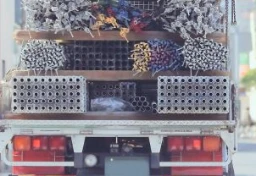 高速道路の劣化“9割”が「過積載車両」原因…国民の税金で“尻ぬぐい”の不条理　NEXCOら“常習犯”取り締まり強化