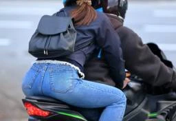 女子高生がバイクから転落死⇒無免許運転の16歳少年「ひき逃げ」で逮捕…ひいたのは後続車両なのに？　最長“15年の拘禁刑”の可能性もあるワケ【弁護士解説】