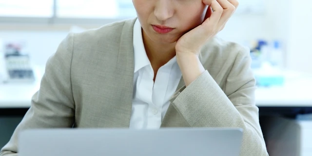 「業務委託だから残業代なし」は許される？　会社に“未払い分370万円”求め提訴、原告が「完全勝訴」した理由とは