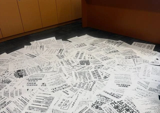 国会議員への“FAX送り付け”は「迷惑行為」か？　“国民の声”を床にバラまいたSNS投稿にみる“政治参加”のあり方【弁護士解説】
