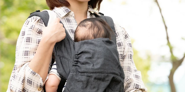 「高山病が心配」「虐待では」生後4か月の乳児と“標高2000m級”登山、夫婦に批判殺到…問われ得る「法的責任」とは？