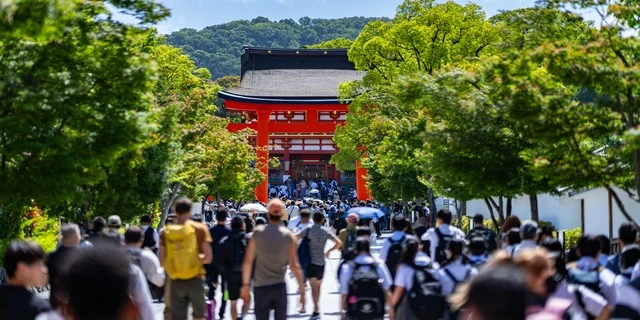 「テーマパークではございません」京都・有名寺院が“着物禁止”なぜ？　畳に墨、ふすま破損…バズ狙う“異常な撮影”横行に苦渋の決断