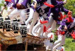 だんじり祭りで横転「2人死亡」…“危険承知で参加”なら自己責任？　運営側が「過失致死罪」に問われる条件【弁護士解説】