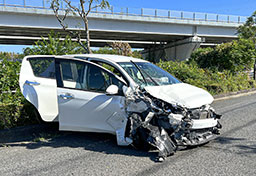 直線道路なら「時速300km」でも“危険運転”ではない…　裁判所が“浮世離れ”の判断を続けるワケ