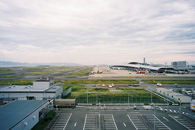 【写真】UAE便が到着した関西国際空港